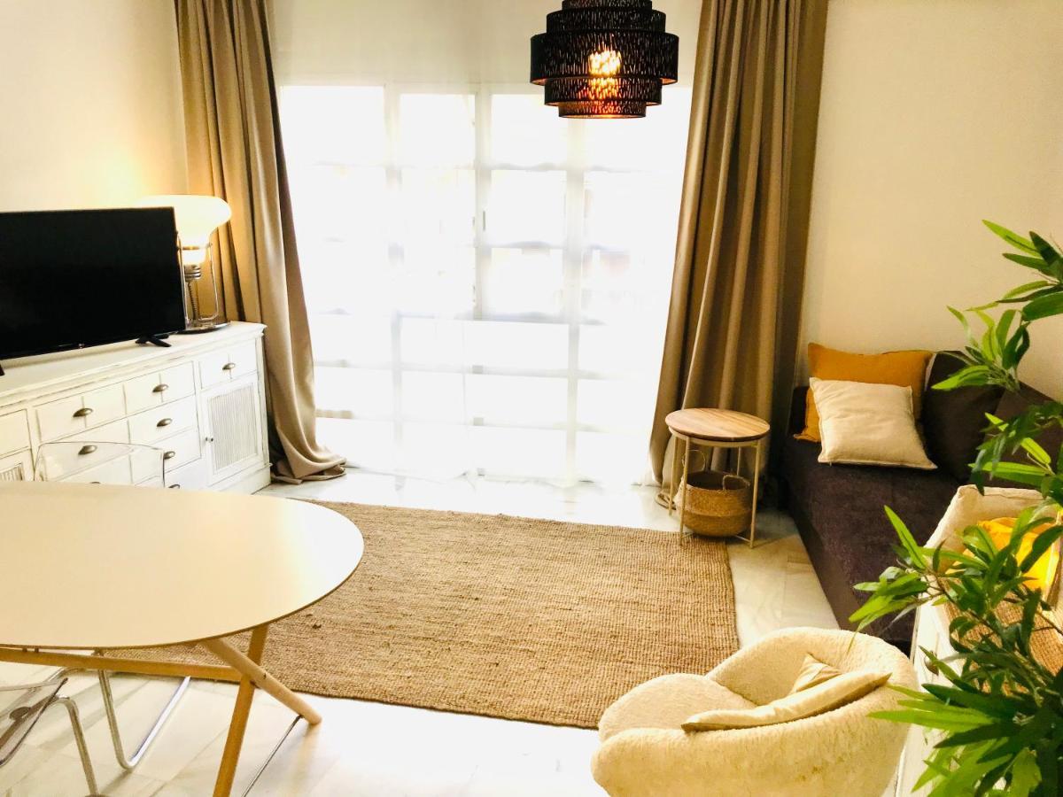 Centro Malaga Apartment ภายนอก รูปภาพ